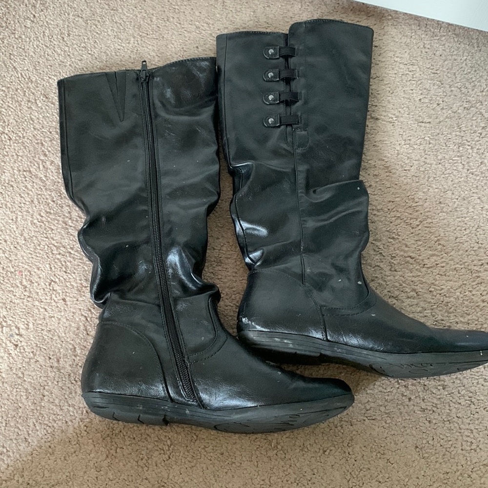 Black Boots